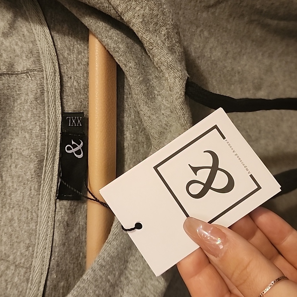 BNWT Ampersand Ave gray single hood top sz XXXL - Picture 5 of 7
